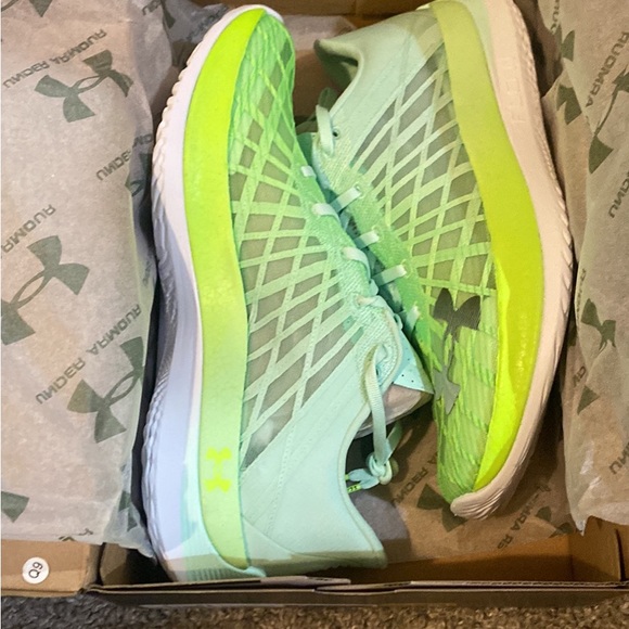 Under Armour Shoes - Under Armour Flow Velociti Elite Sneakers